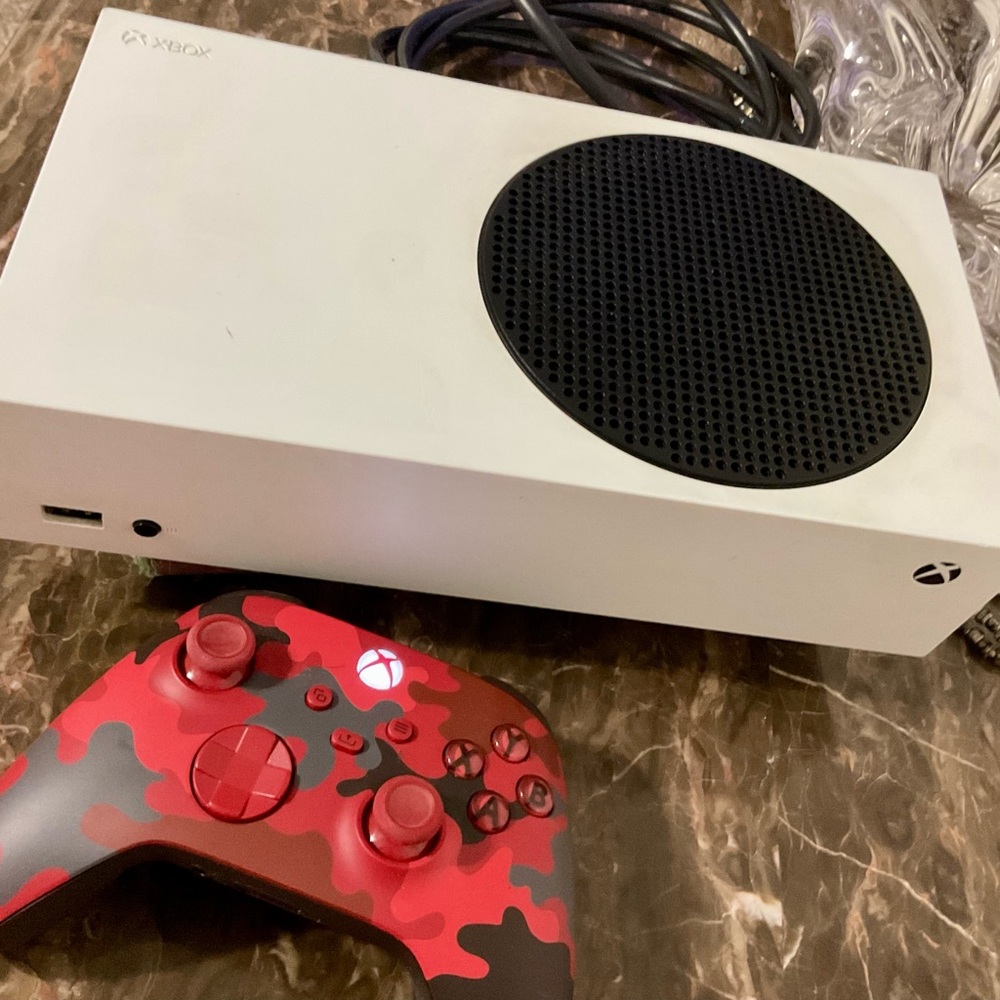 Microsoft Xbox Series S White Video Console with Controller EC